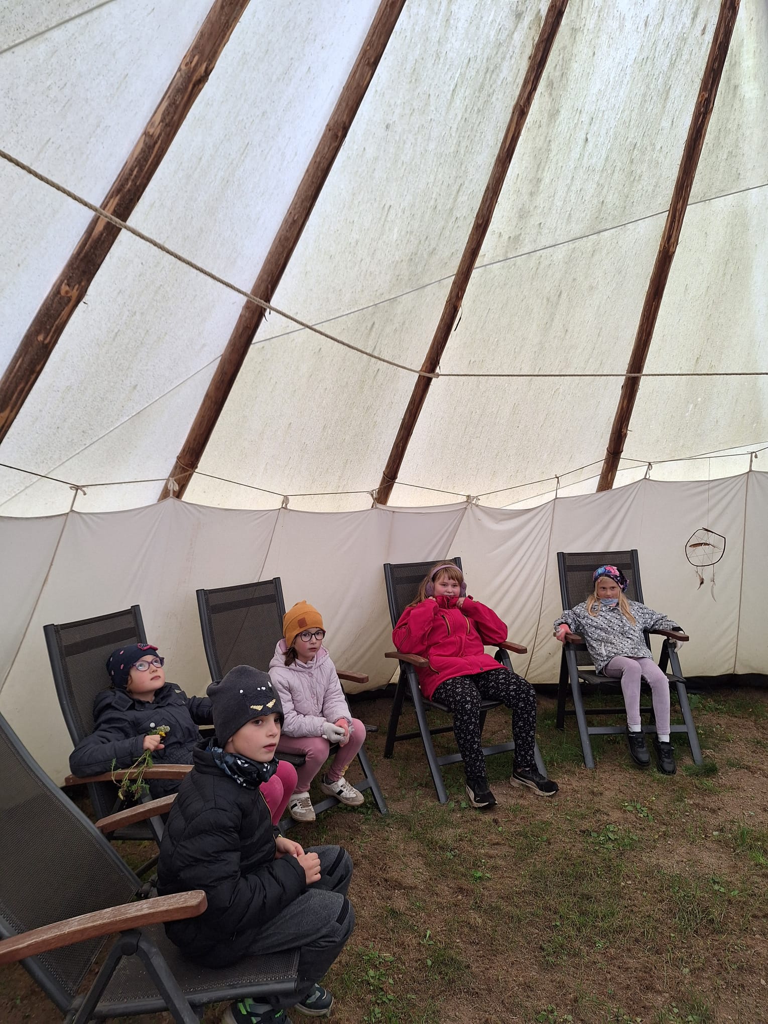 FE06277F-81B0-4601-9B3D-74CDCAA5DF90