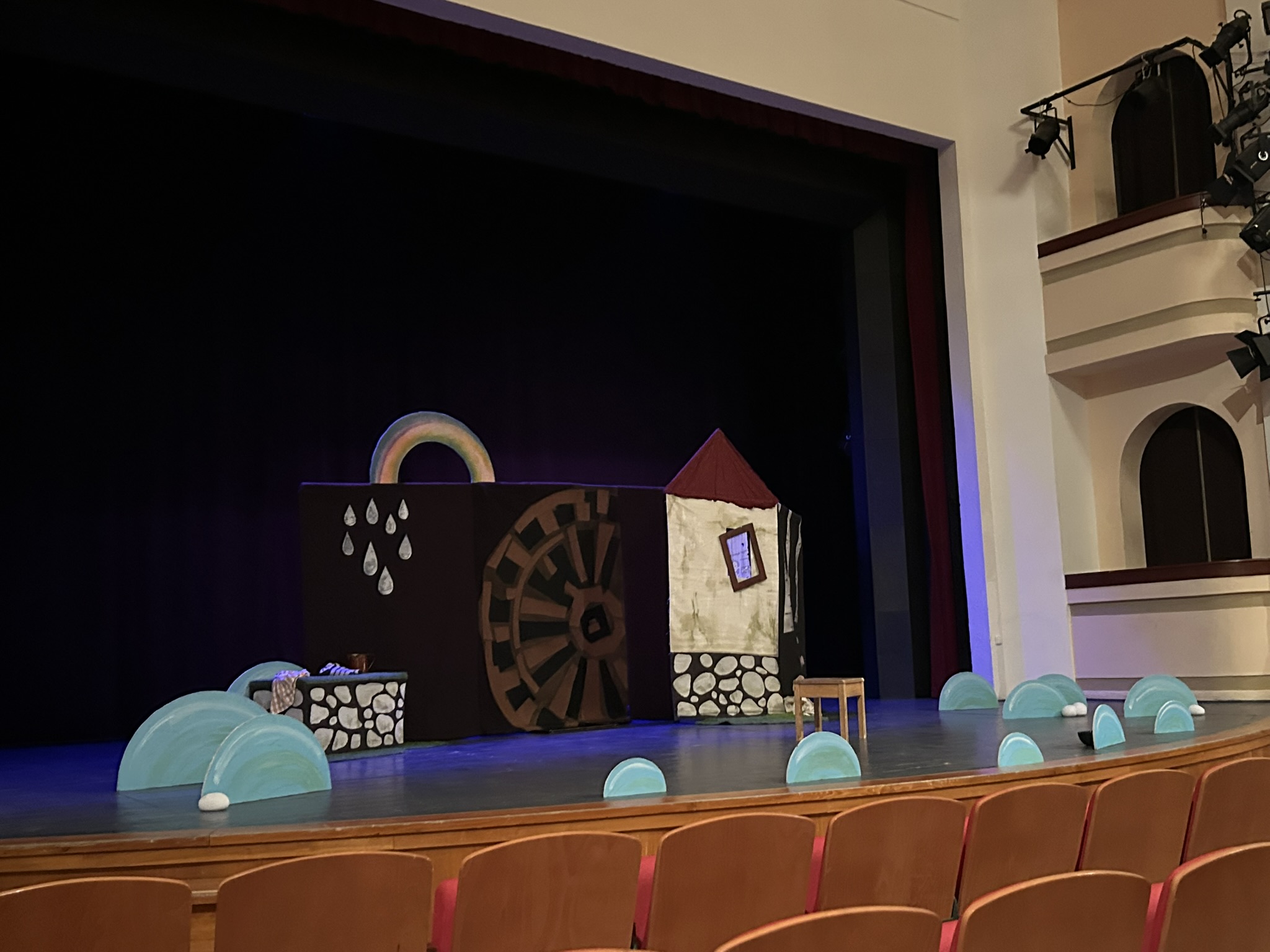 ADBAB197-7207-49E9-8B95-58C7A18F9381_1_102_o