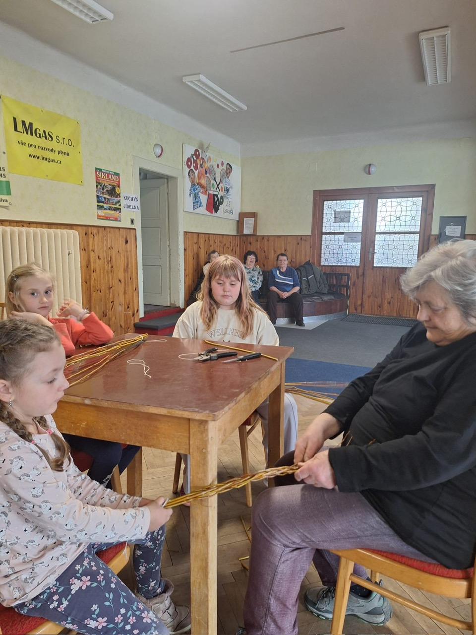 7b5886d3-1b8e-47c5-8c32-3a6ea913cb84