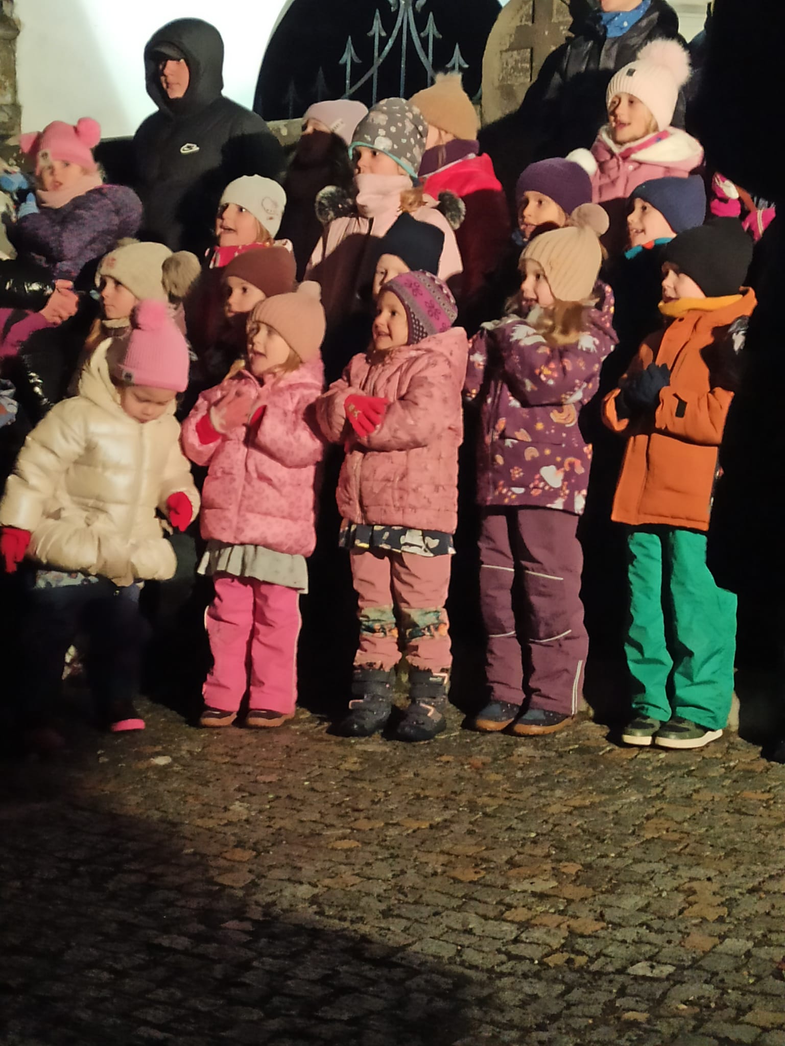 58dfcee7-e1c4-434b-828b-7e40ca3d4da8