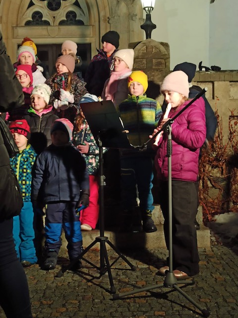 f33d0a45-cea7-4f2b-9bed-56f58aea417d