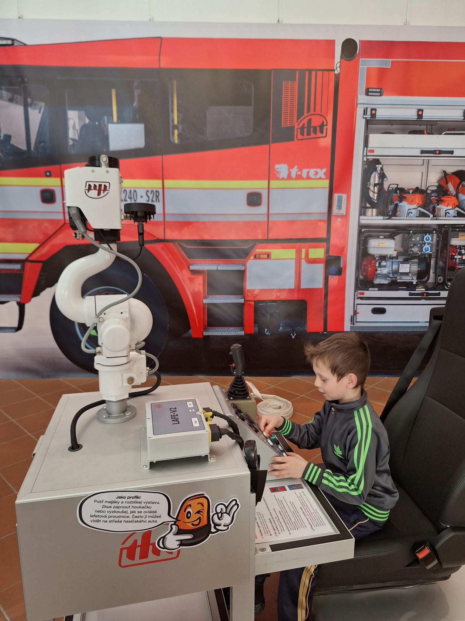 A2037AD5-8E9F-4581-A18A-67C4CEFC171D